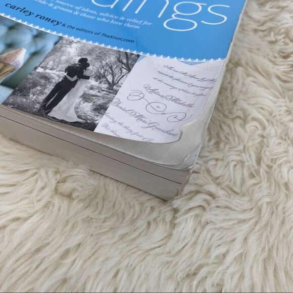 The Knot Complete Wedding Guide Book Soft Cover. - Picture 2 of 7